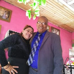 Meet your Posher, Joe joe